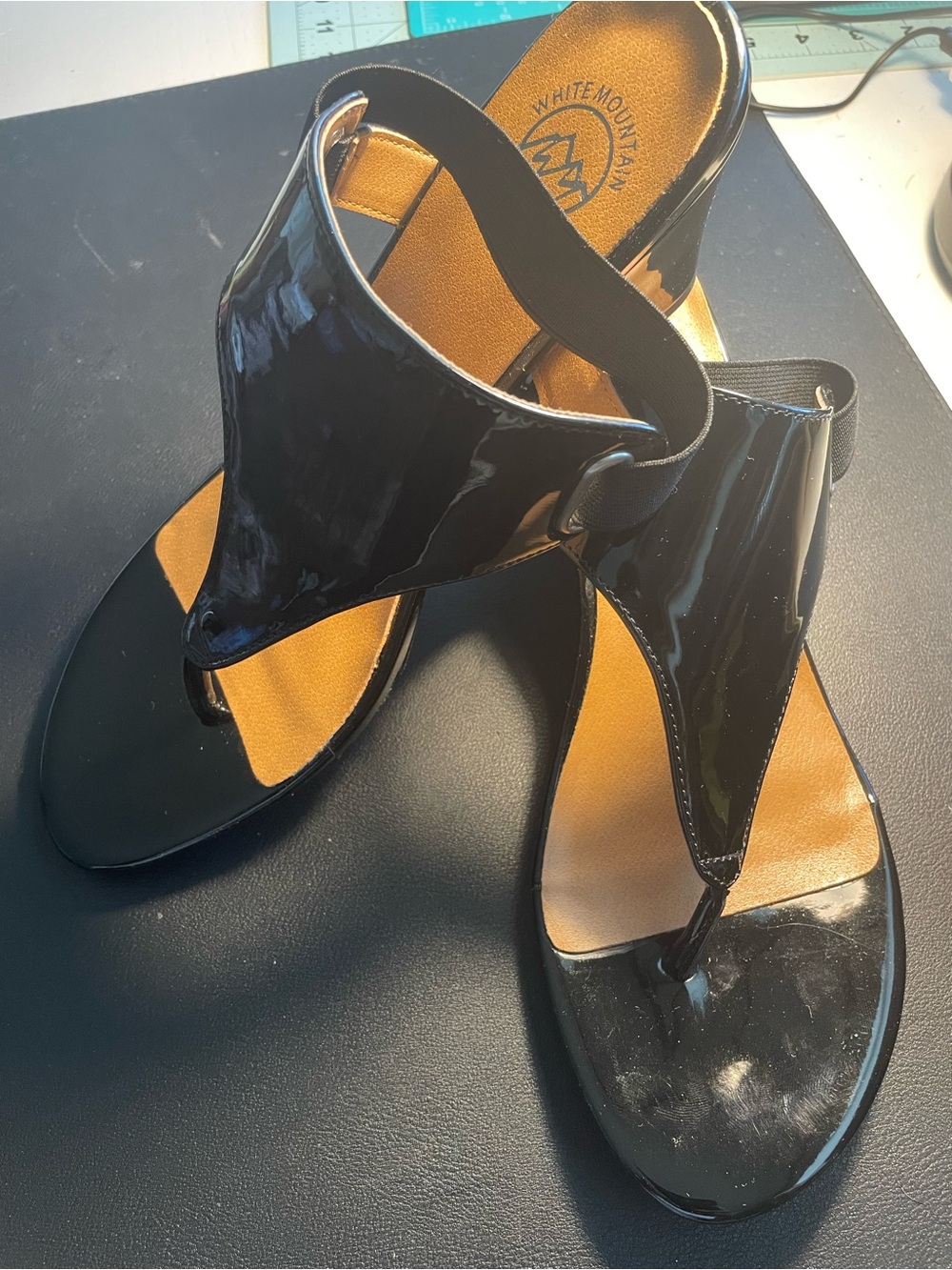 White Mountain Patent Leather Black Women's Sandals with Elastic Strap